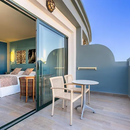 Adrián Colón Guanahaní Adultos Only Hotel