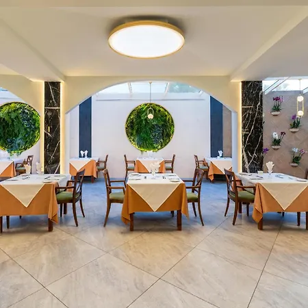 Adrián Colón Guanahaní Adultos Only Hotel Costa Adeje (Tenerife)