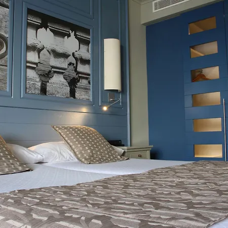 Adrián Colón Guanahaní Adultos Only