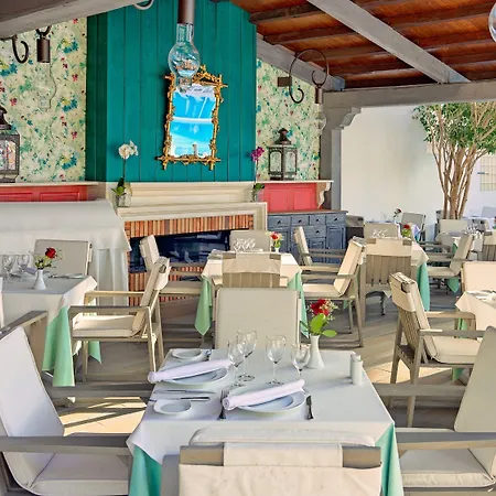 Adrian Colon Guanahani Adultos Only מלון 4*