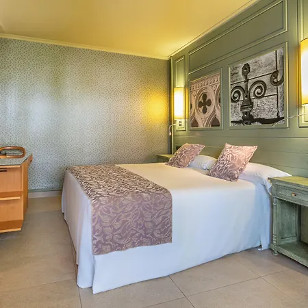 Adrian Colon Guanahani Adultos Only מלון